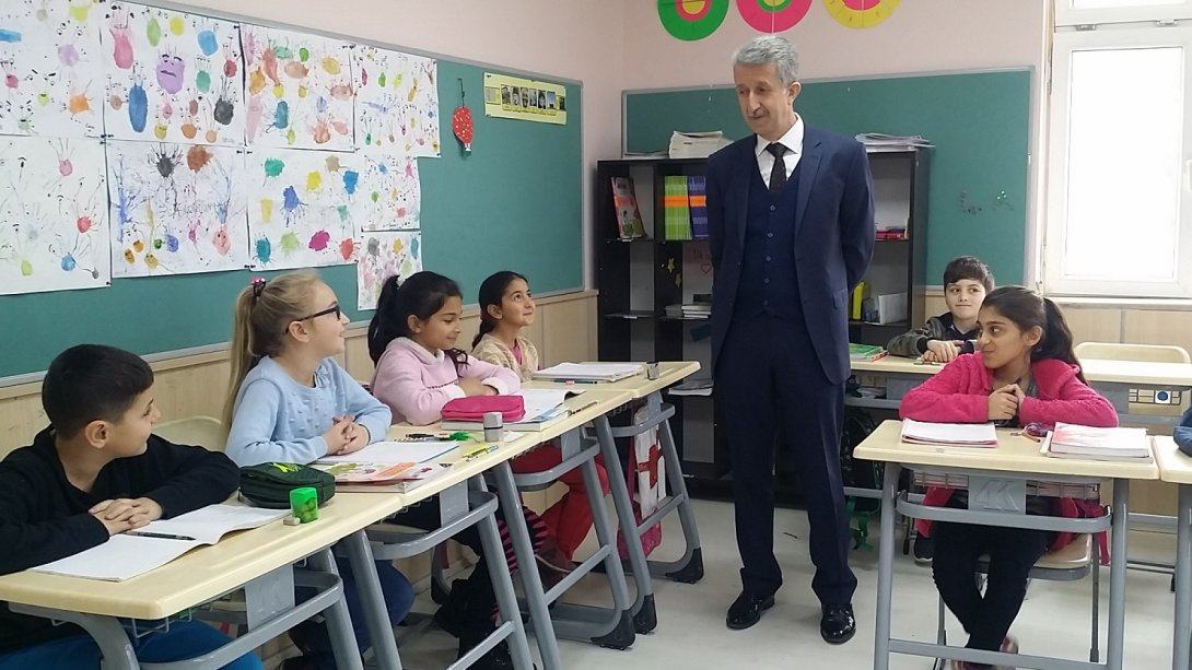 İlçe Milli Eğitim Müdürümüz Olgun ŞENSOY Helaldı İlkokulunu ziyaret etti. 