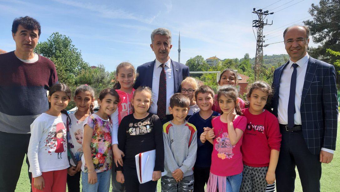 İlçe Milli Eğitim Müdürü Olgun ŞENSOY ve Şube Müdürü Murat ÇALIŞKAN Helaldı İlk/Ortaokulunu ziyaret etti.