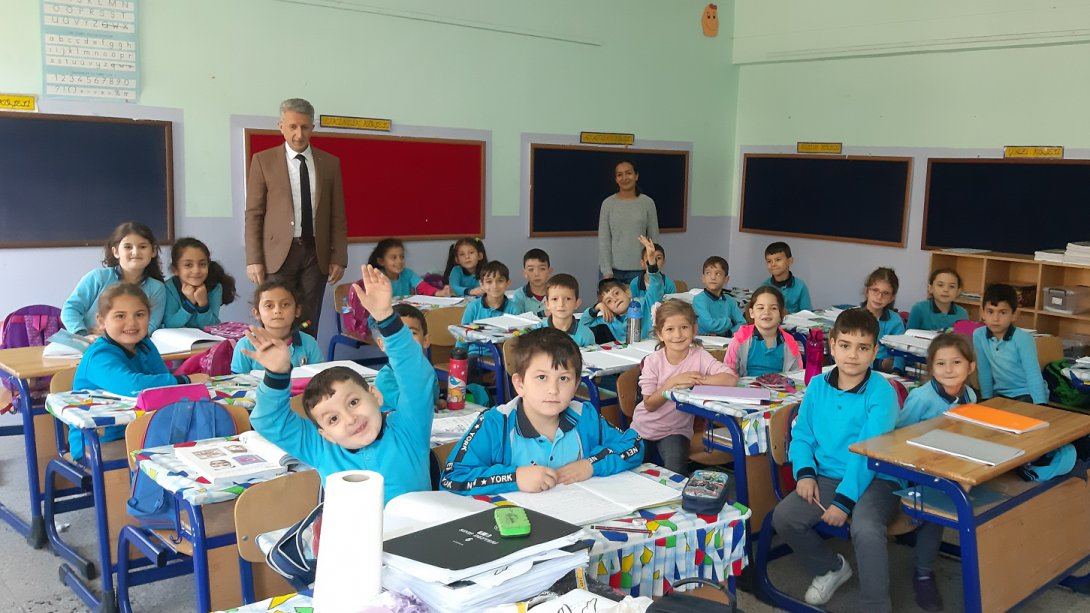 İlçe Milli Eğitim Müdürümüz Olgun ŞENSOY Atatürk İlkokulunu ziyaret etti. 
